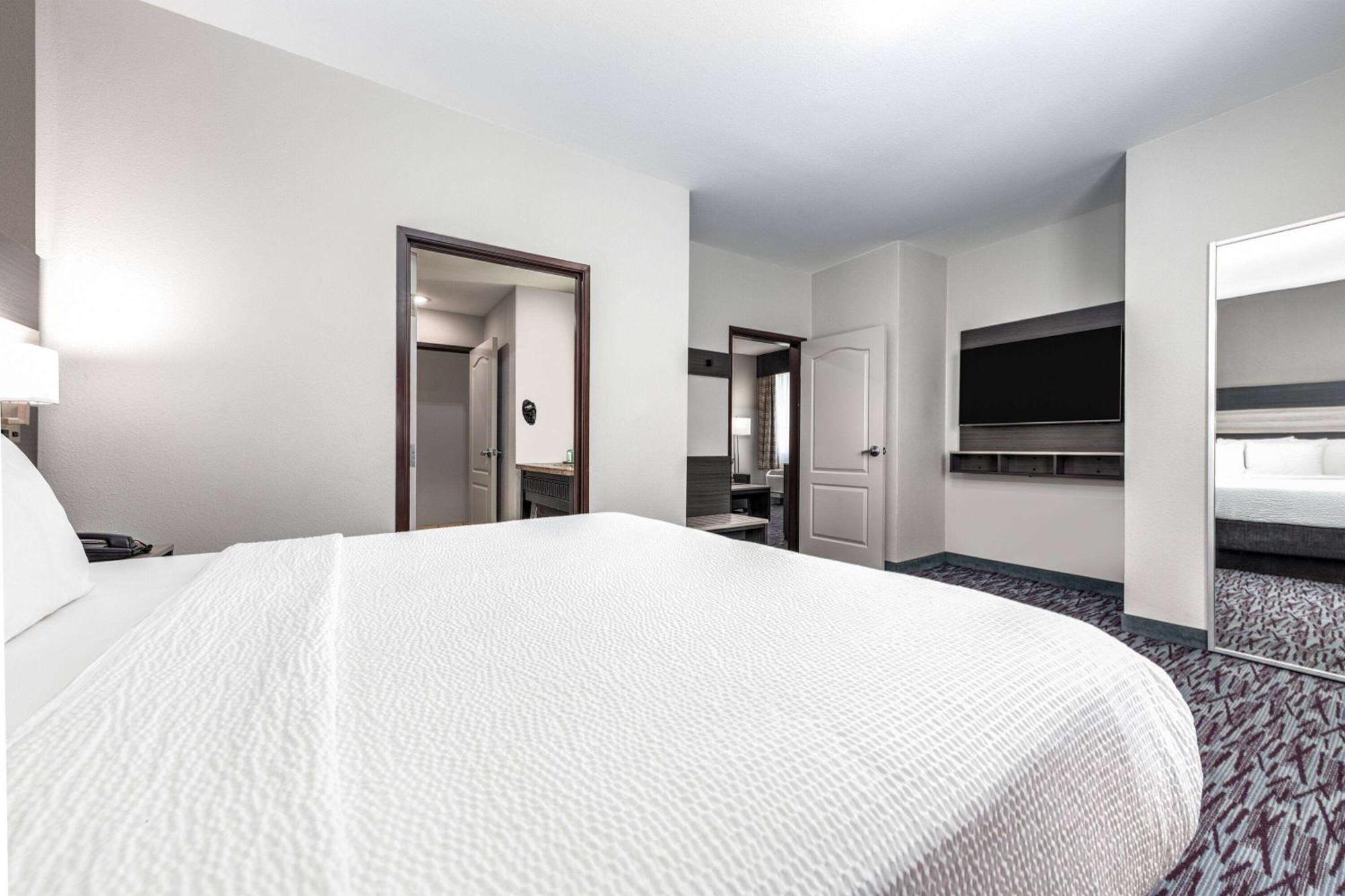 La Quinta By Wyndham Allen At The Village Exterior foto